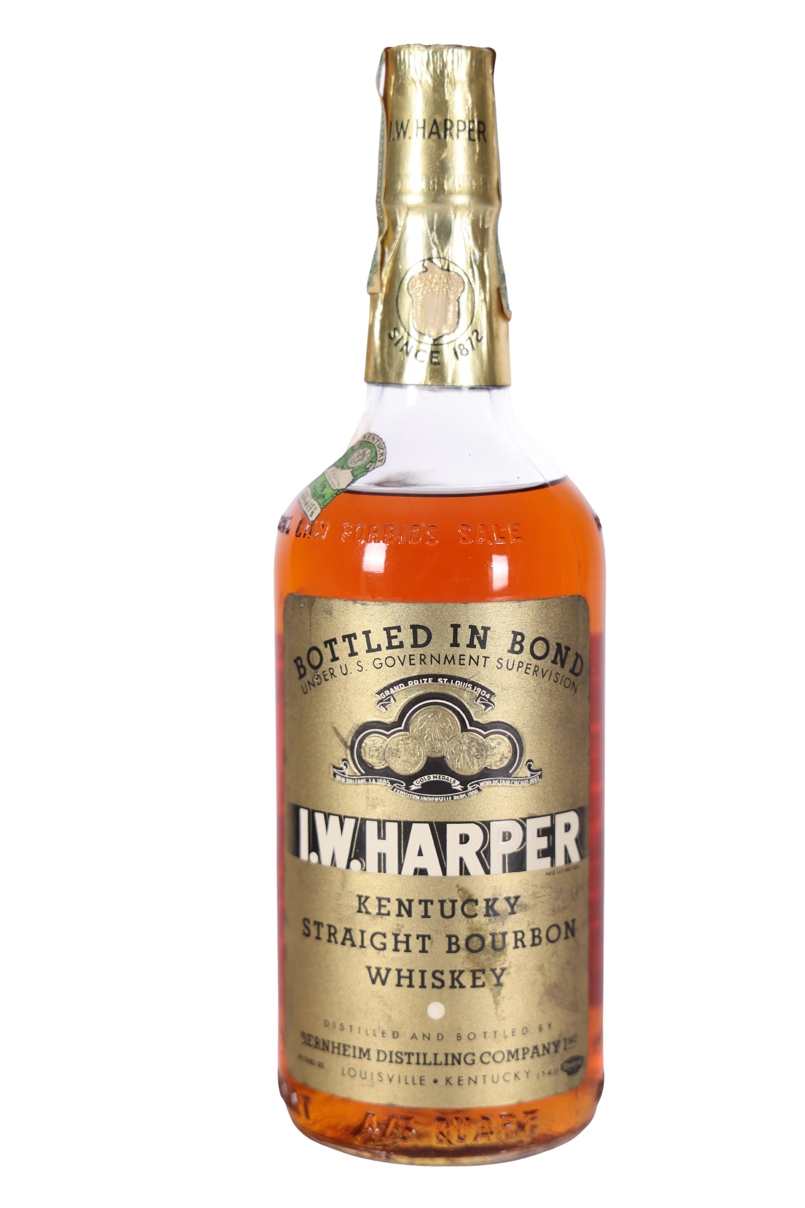 I.W. Harper Bottled in Bond 1940-1945 4/5 Quart | Whiskey Source